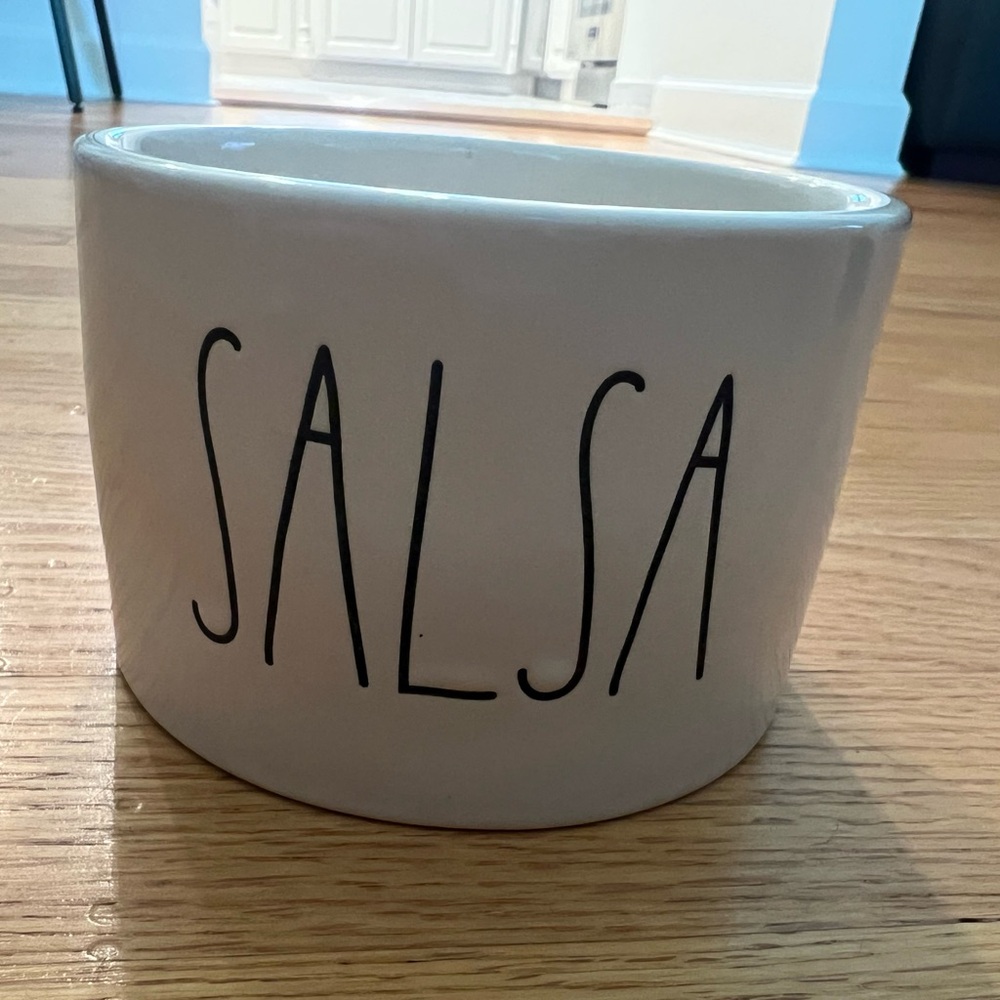 Salsa bowl Rae Dunn